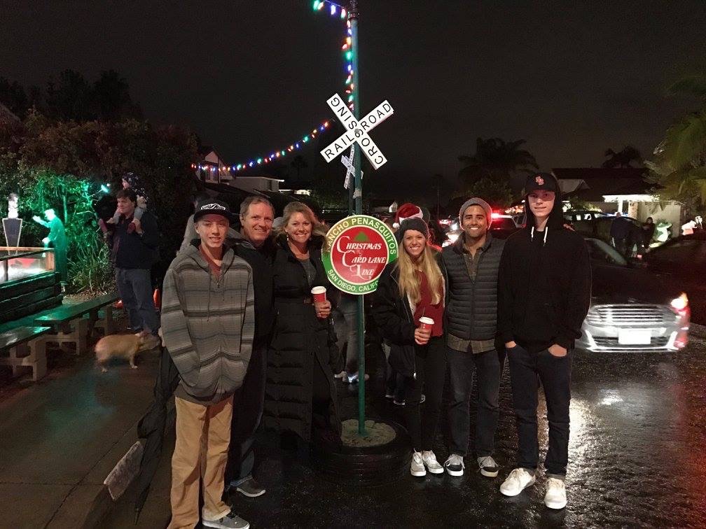 BEST CHRISTMAS LIGHTS IN SAN DIEGO Chelsey ExploresOutdoor Adventure