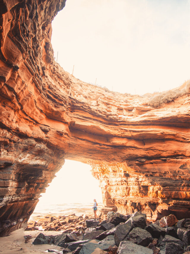 Safely explore the Sunset Cliffs Caves in San Diego