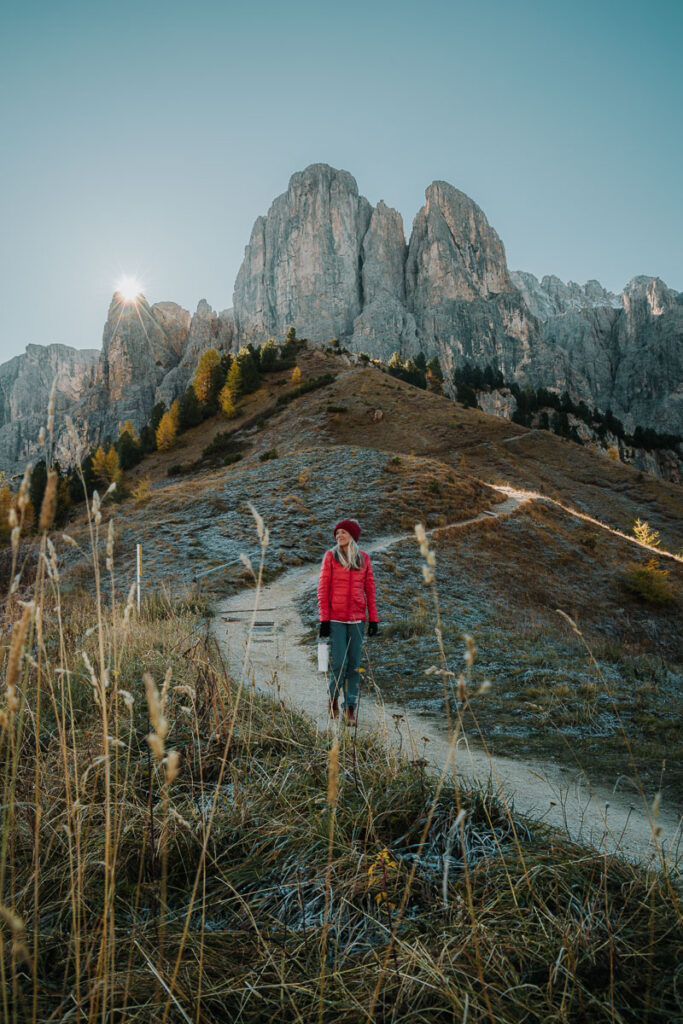 Chelsey Explores hiking up Gardena Pass at sunrise