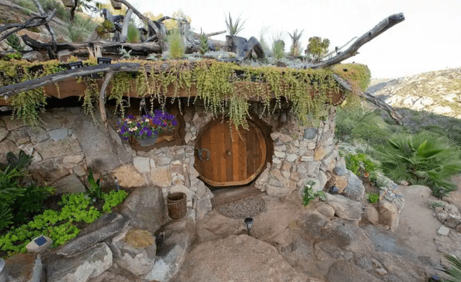 earthy hobbit house camping san diego-min